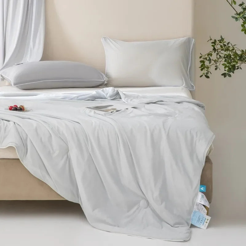 DecorBites™ Cooling Quilt: Soft, Comfortable Queen Blanket for Summer Heat, Unique Cold Fiber Technology