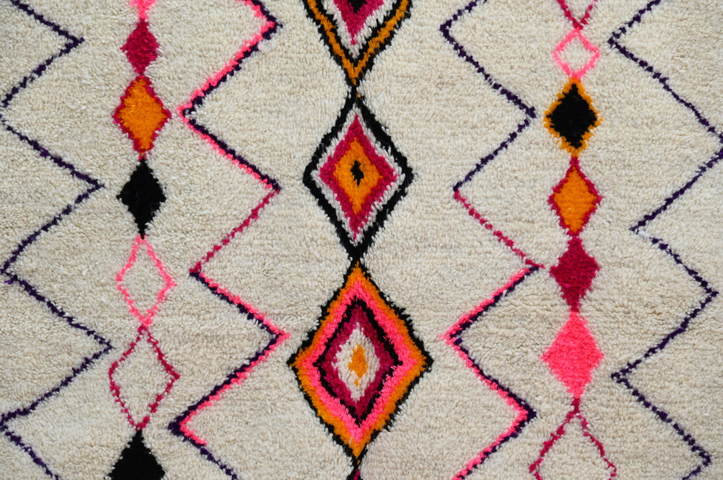 DecorBites™ Moroccan Handmade Traditional Azilal Rug 251 X 162 Cm