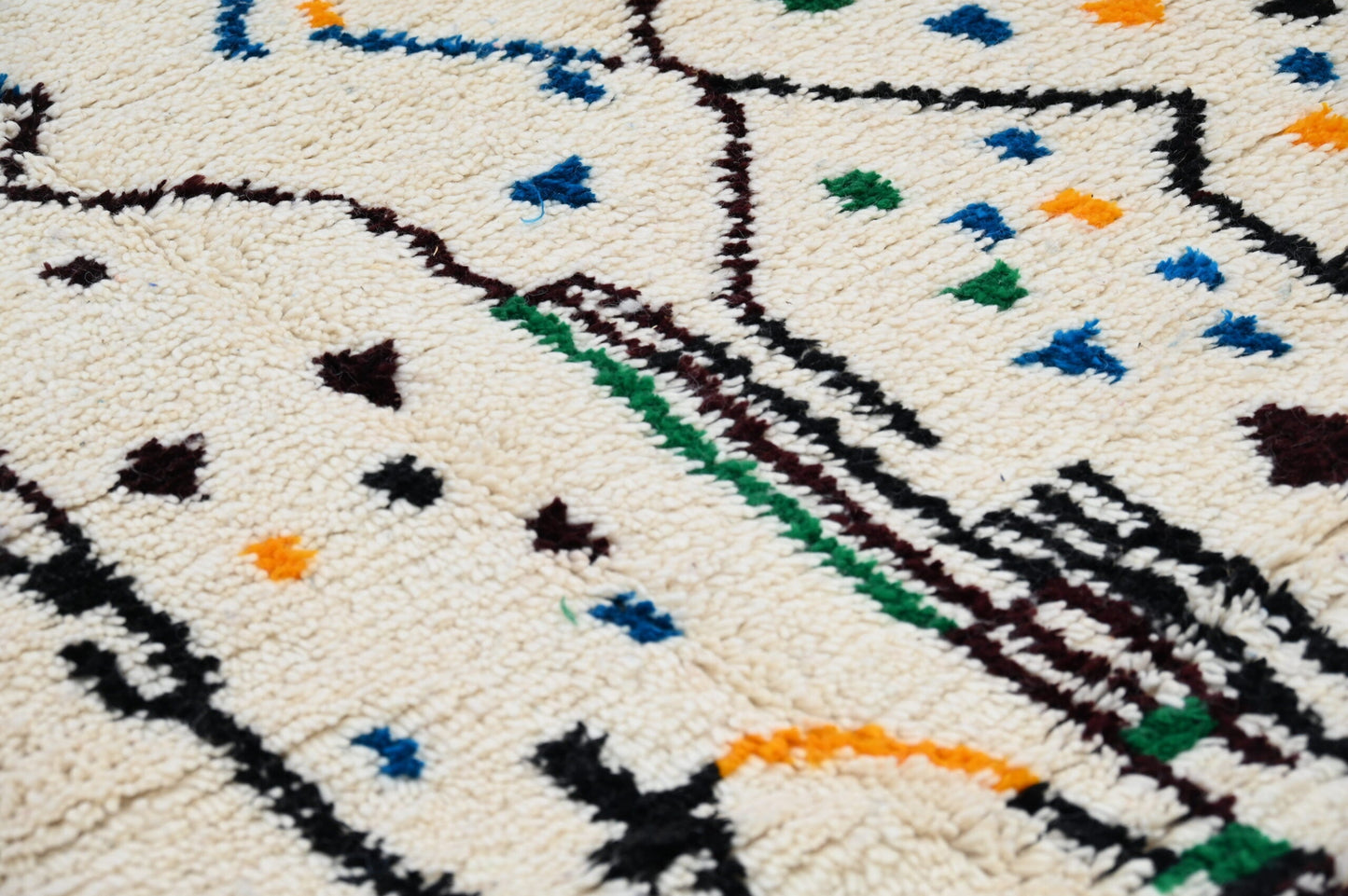 DecorBites™ Moroccan Handmade Traditional Azilal Rug 273 X 155 Cm