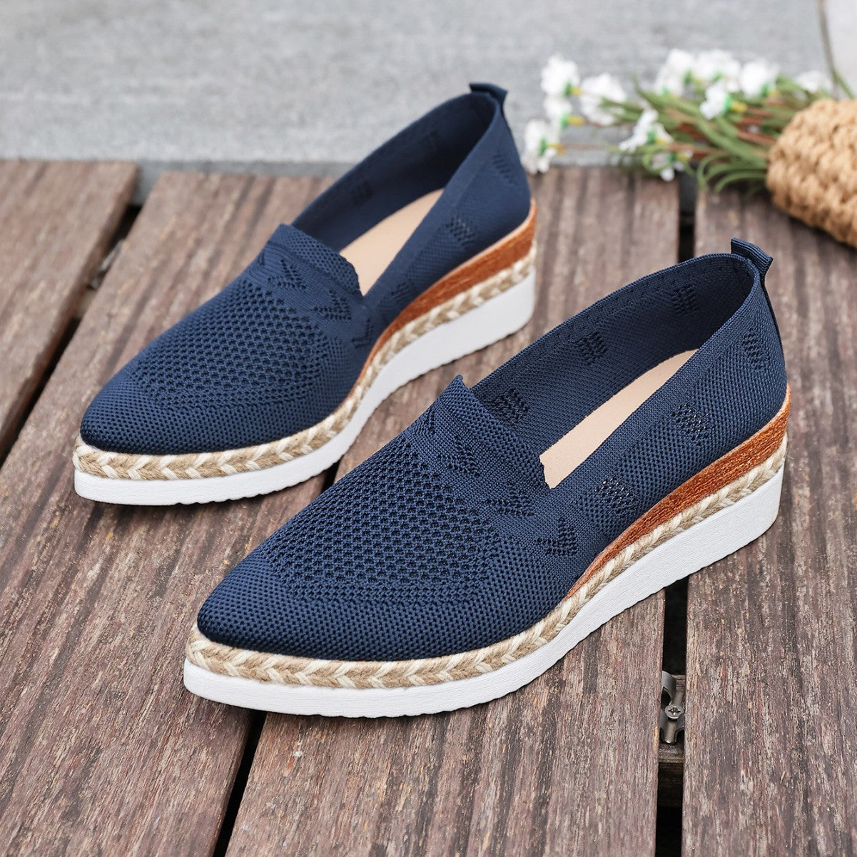 Women’s Woven Rope Platform Snakeskin Pointed-Toe Flats | Trendy Flats