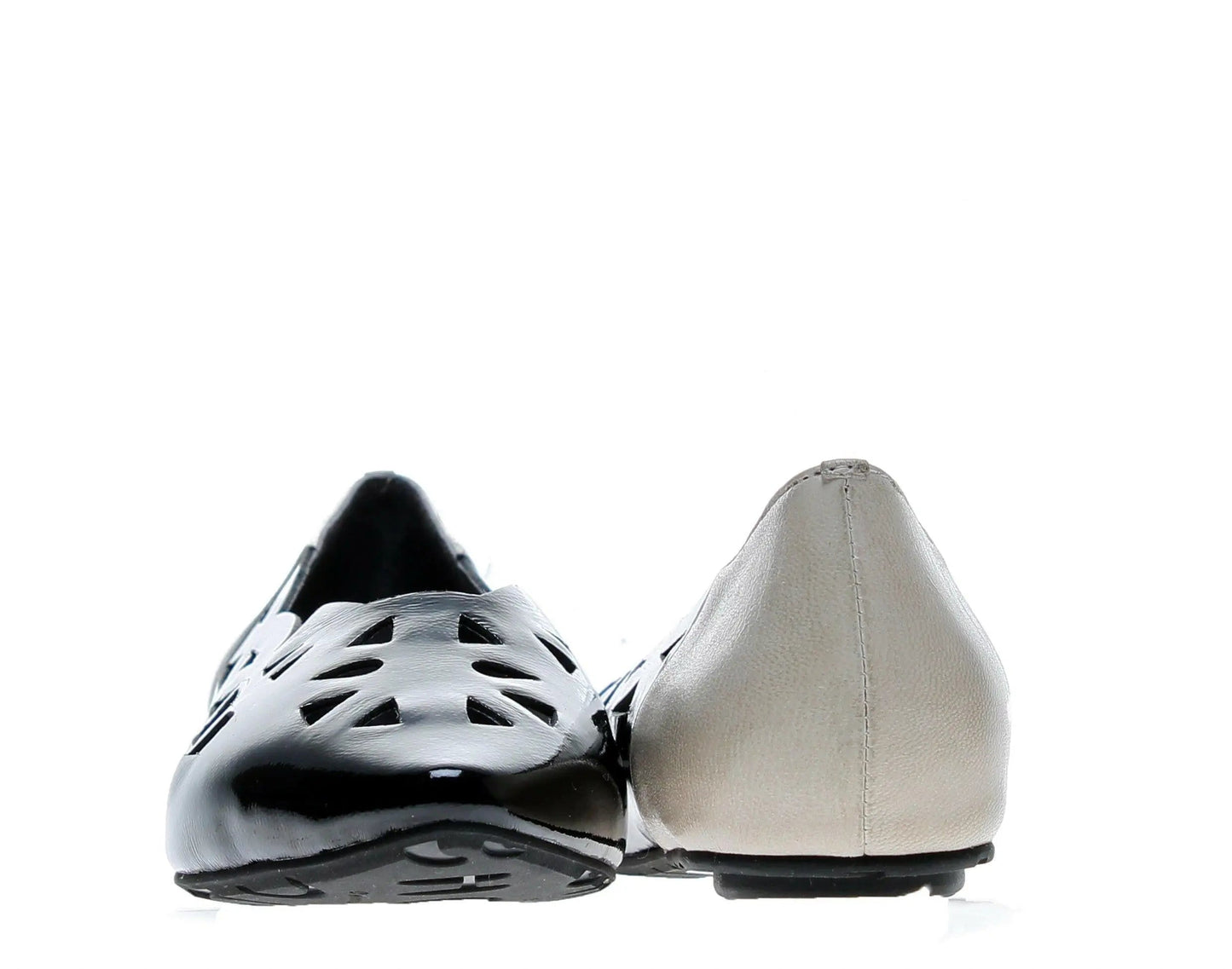 Chocolat Blu Glory Women Flats Black