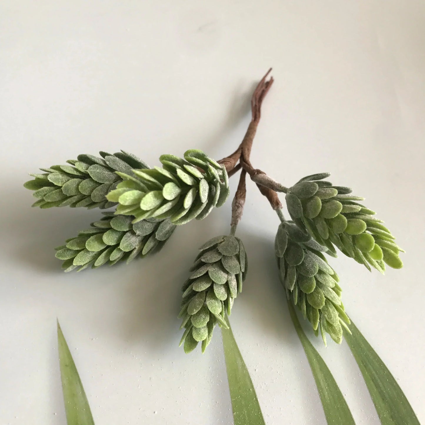 DecorBites™ Greenery Berry Stamen Bundle for DIY Christmas Decor & Gift Wrapping