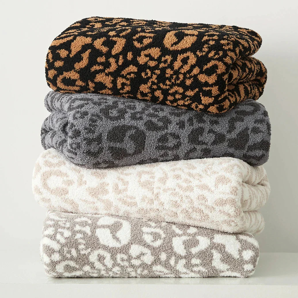 DecorBites™ Cozy Leopard Print Knitted Blanket - Winter Faux Fur Microfiber Throw