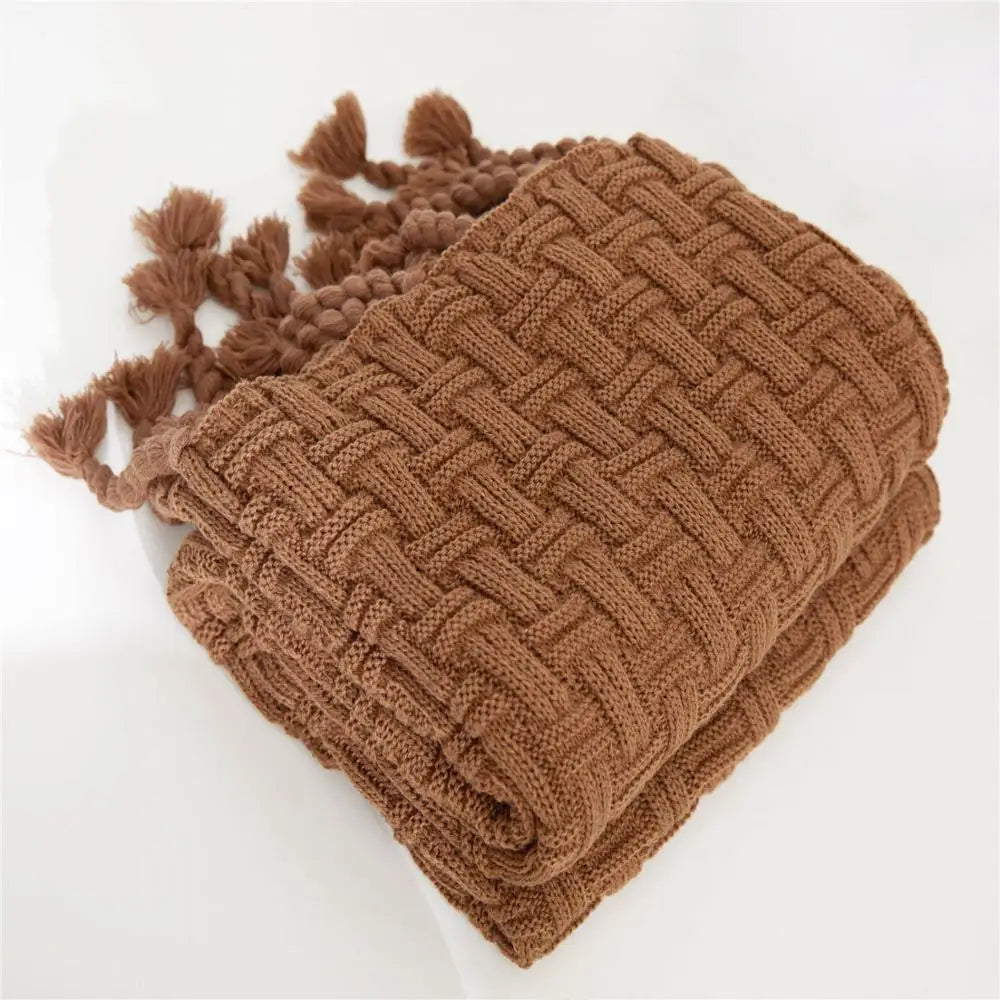 DecorBites™ Cozy Fringed Plaid Throw Blanket - Soft Knitted Acrylic Sofa Blanket for Home Décor & Bedding