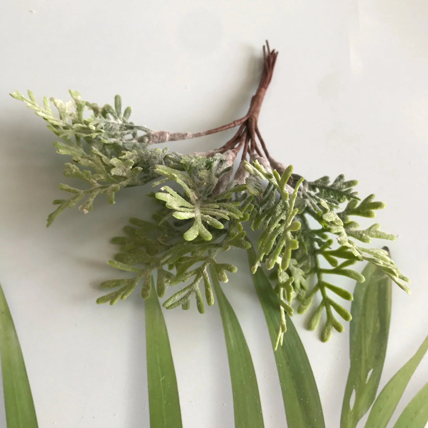 DecorBites™ Greenery Berry Stamen Bundle for DIY Christmas Decor & Gift Wrapping