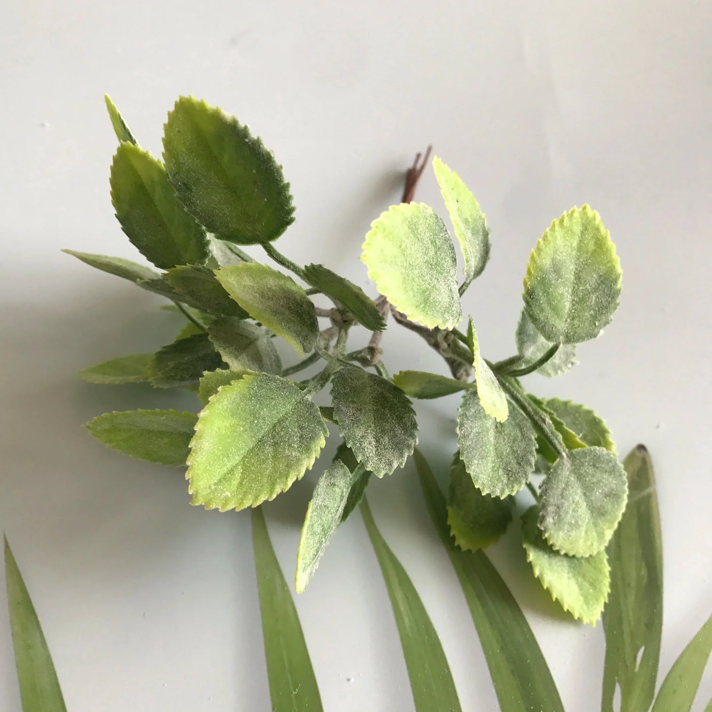 DecorBites™ Greenery Berry Stamen Bundle for DIY Christmas Decor & Gift Wrapping