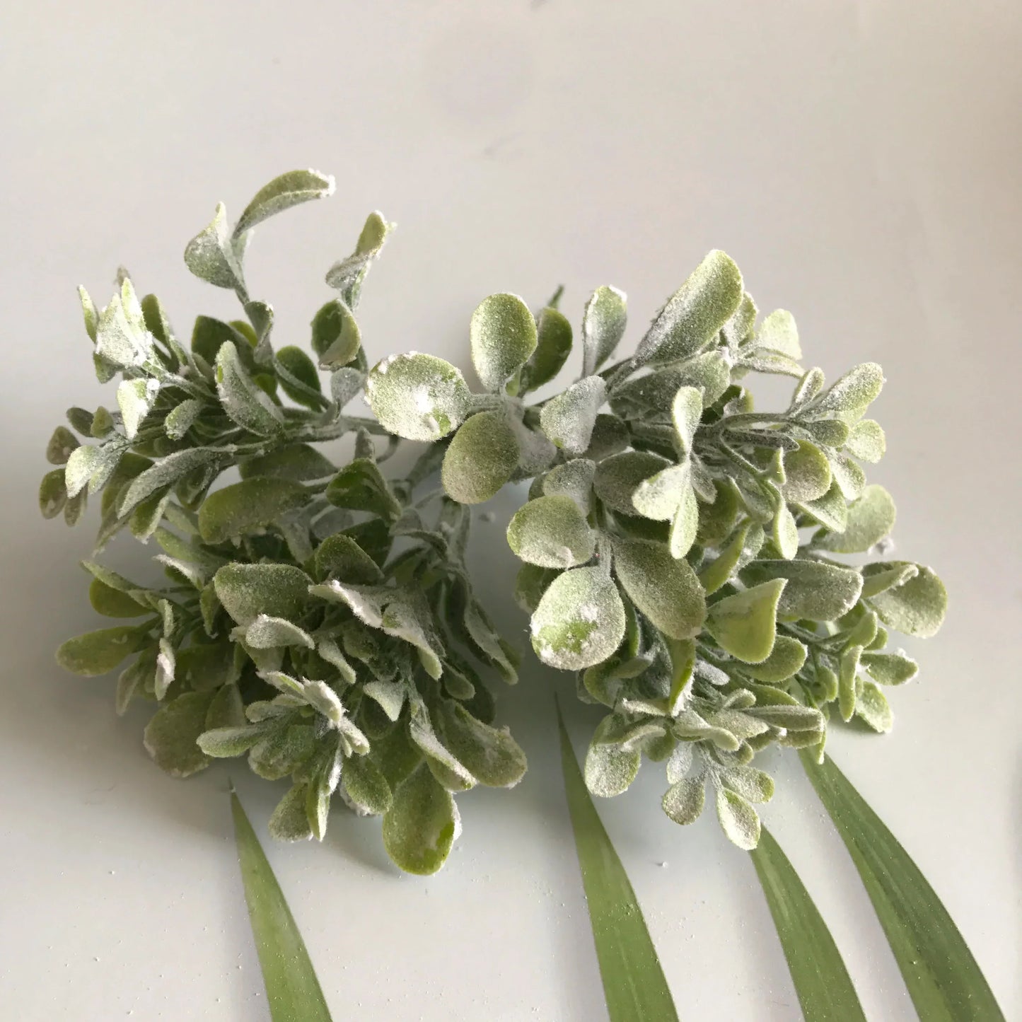 DecorBites™ Greenery Berry Stamen Bundle for DIY Christmas Decor & Gift Wrapping