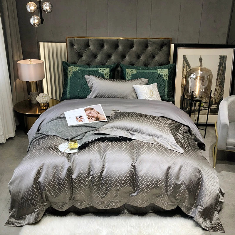 DecorBites™ Black Gold Jacquard Egyptian Cotton Bedding Set - 4Pcs