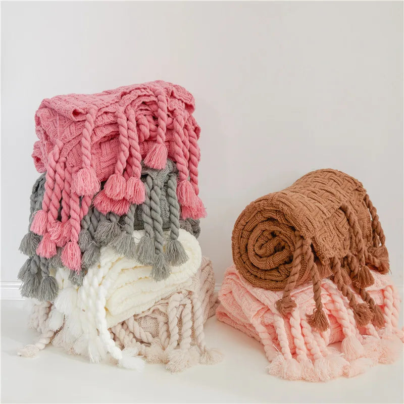 DecorBites™ Cozy Fringed Plaid Throw Blanket - Soft Knitted Acrylic Sofa Blanket for Home Décor & Bedding