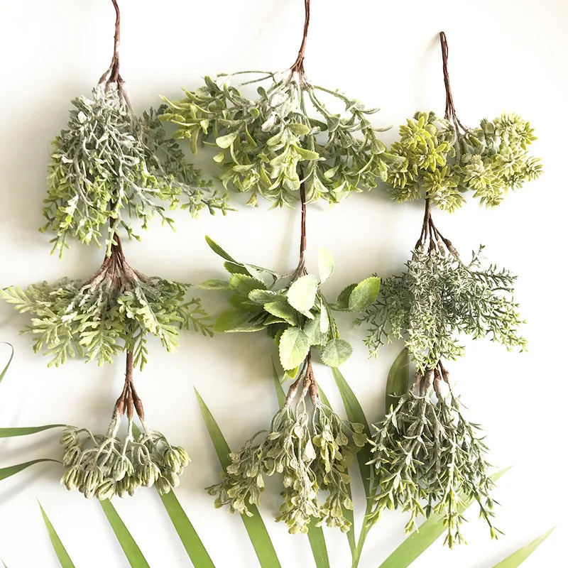 DecorBites™ Greenery Berry Stamen Bundle for DIY Christmas Decor & Gift Wrapping