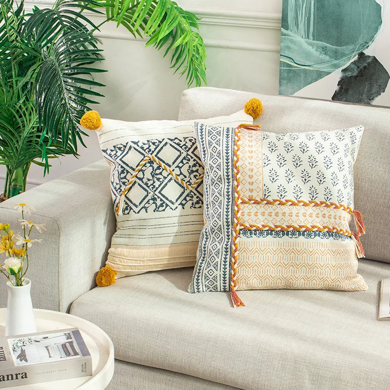 DecorBites™ Boho Style Cotton Woven Pillow Cover with Tassels & Pompom - 45x45cm