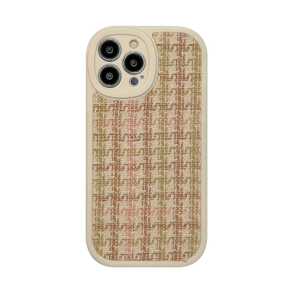 Retro 17promax Apple 16 mobile phone case iphone14 plaid 13pro set 8 suitable for 11 generation hair 12 flannel
