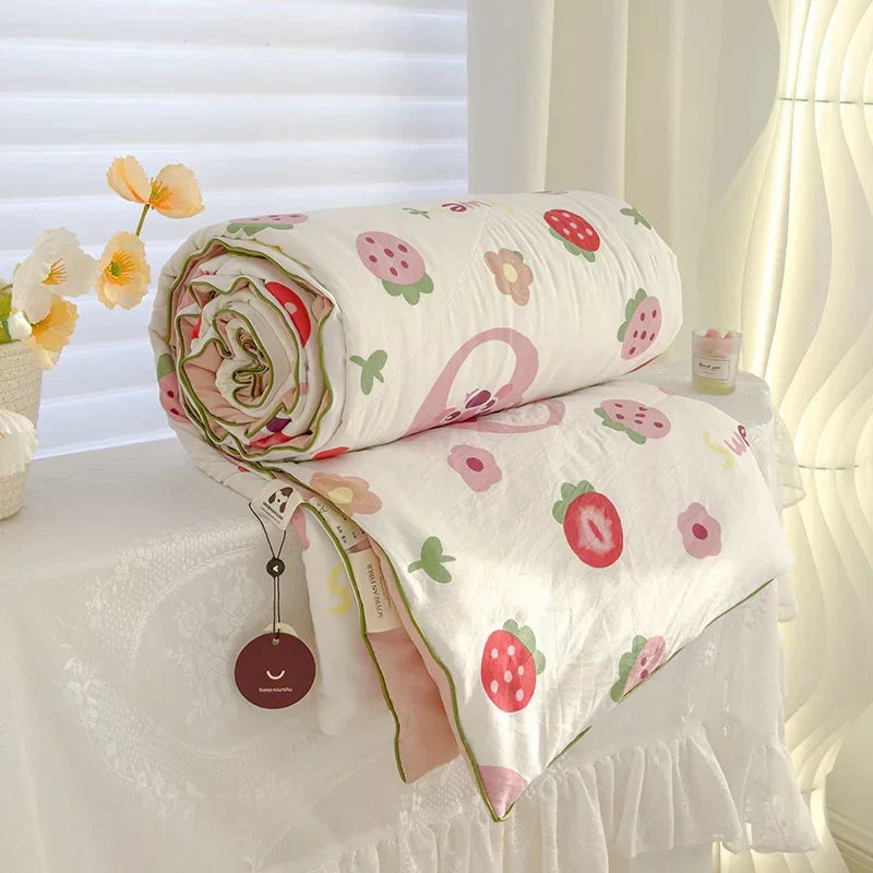 DecorBites™ Breathable Double Gauze Queen Quilt with Soya Fibre Filling