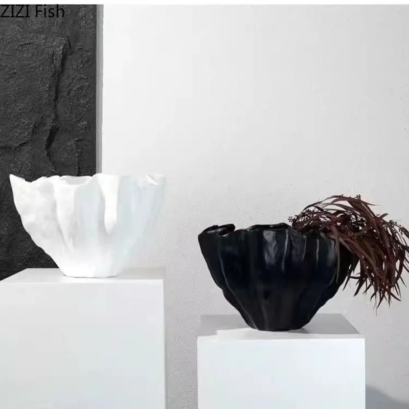 DecorBites™ Black Resin Bud Vase Modern Room Decor Flowers Arrangement Desk Vase