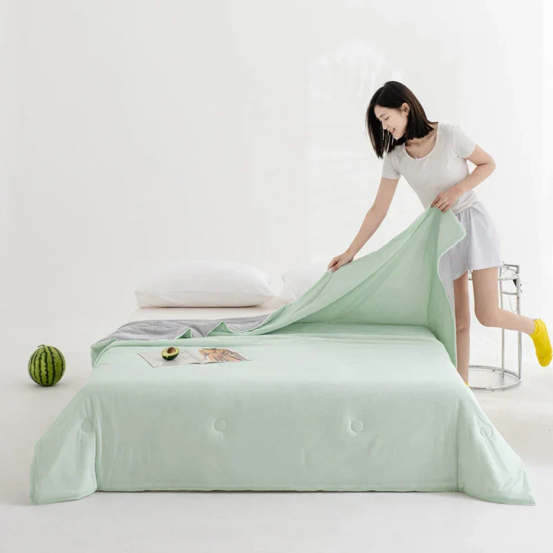 DecorBites™ Cool Fibre Summer Quilt: Soft, Breathable & Machine Washable Light Blanket