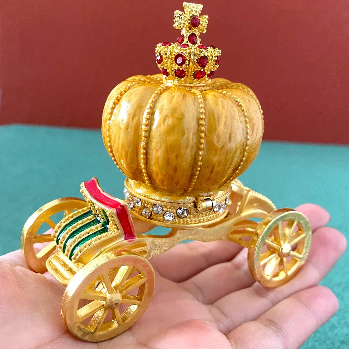DecorBites™ Crown Carriage Jewelry Trinket Box Wedding Ring Holder Home Decor Gift
