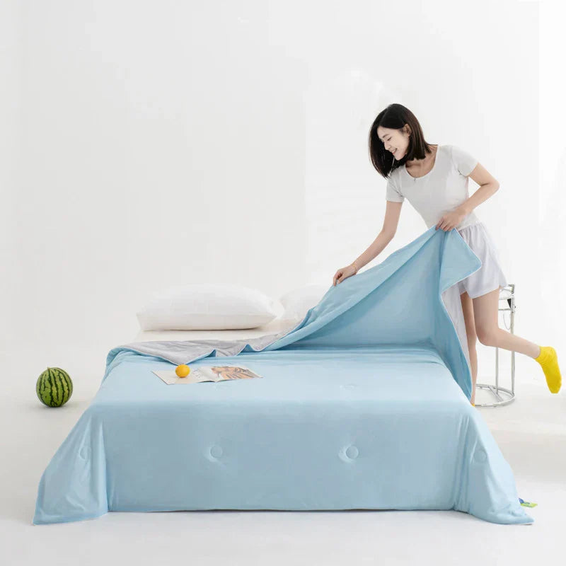 DecorBites™ Cool Fibre Summer Quilt: Soft, Breathable & Machine Washable Light Blanket