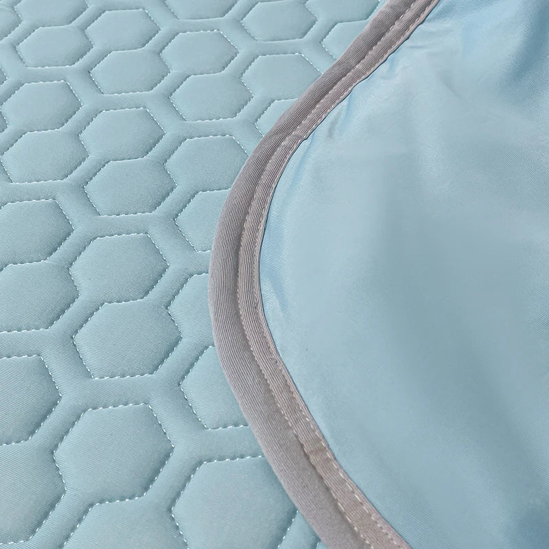 DecorBites™ Cool Feeling Ice Silk Summer Quilt Set Queen - Comforter, Fitted Sheet, Pillowcase