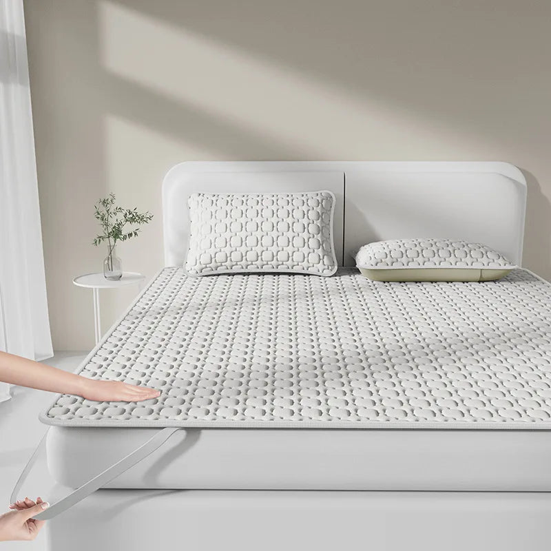 DecorBites™ Cooling Latex Pad | Anti-Slip Design | Multi-Layer Structure | Foldable Mattress