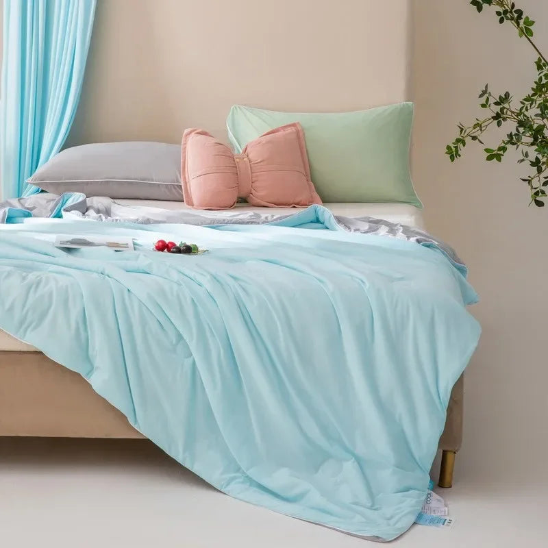 DecorBites™ Cooling Quilt: Soft, Comfortable Queen Blanket for Summer Heat, Unique Cold Fiber Technology