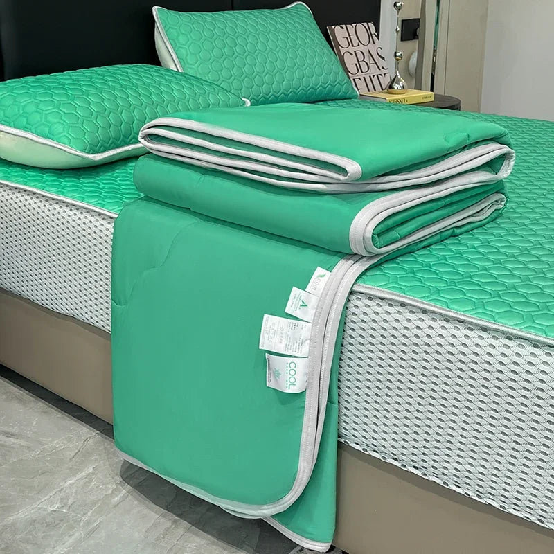 DecorBites™ Cool Feeling Ice Silk Summer Quilt Set Queen - Comforter, Fitted Sheet, Pillowcase
