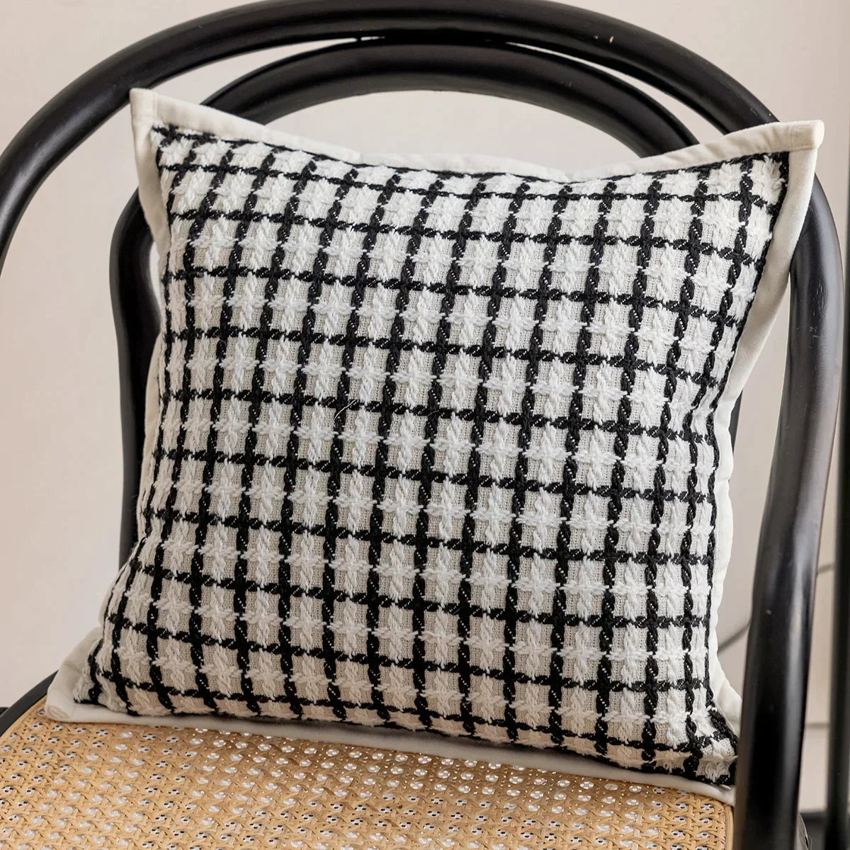 DecorBites™ Geometric Jacquard Cushion Cover 45*45 Modern Design Sense Pillowcase