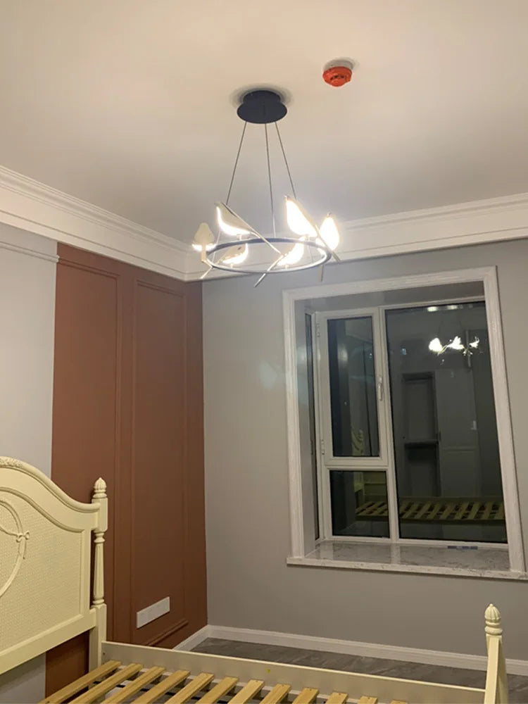 DecorBites™ LED Magpie Bird Pendant Light Chandelier - Modern Decor for Living & Dining Room