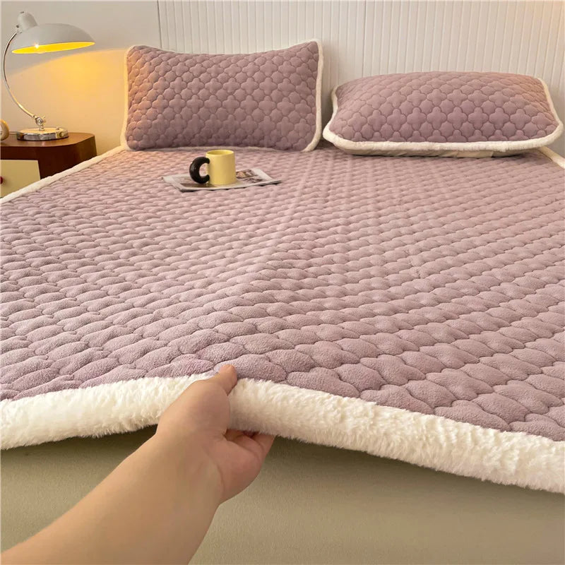 DecorBites™ Antibacterial Milk Velvet Mattress, Thick & Warm with Anti-Slip Straps