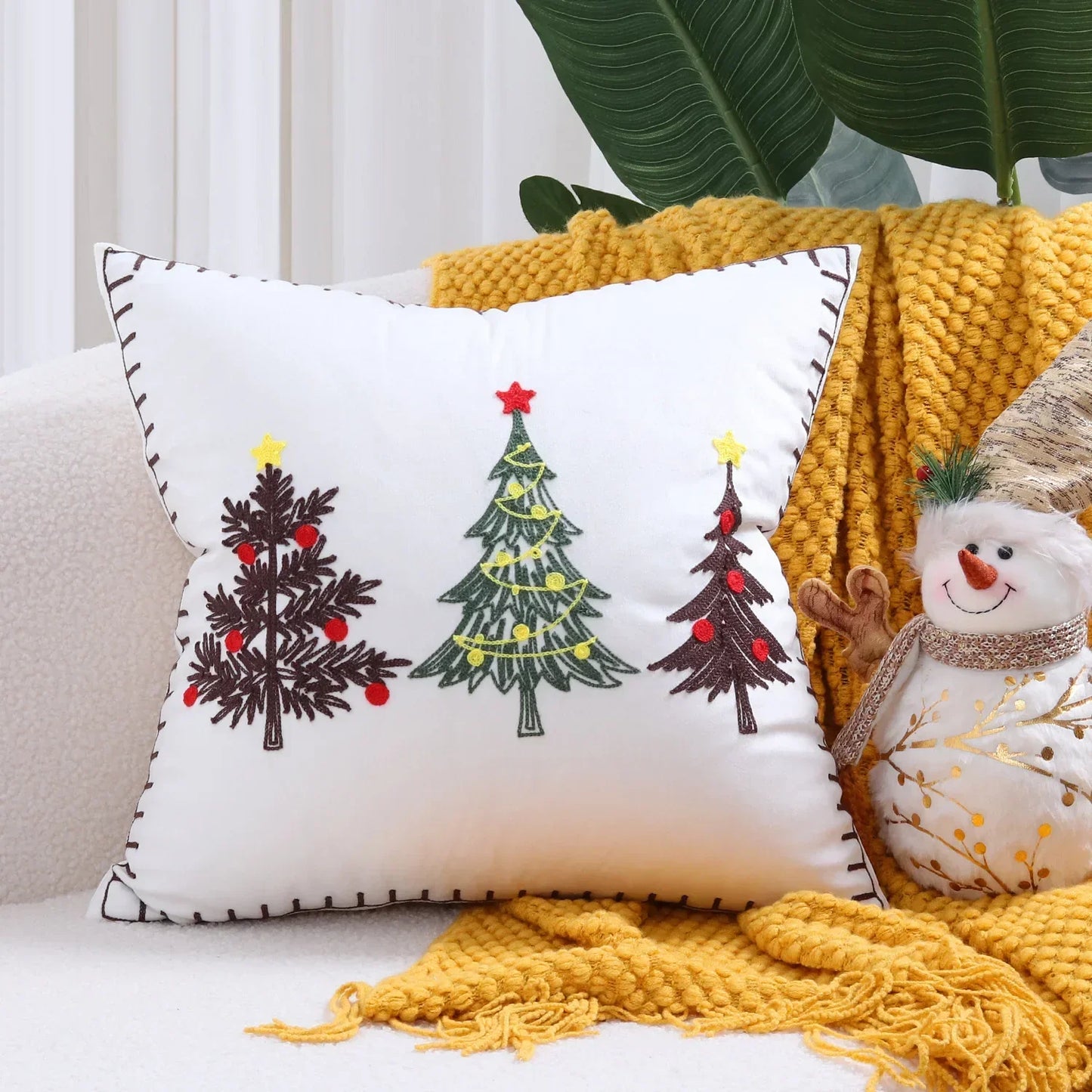 DecorBites™ Christmas Tree Embroidered Pillow Covers - Festive Cushion Cover 45x45cm