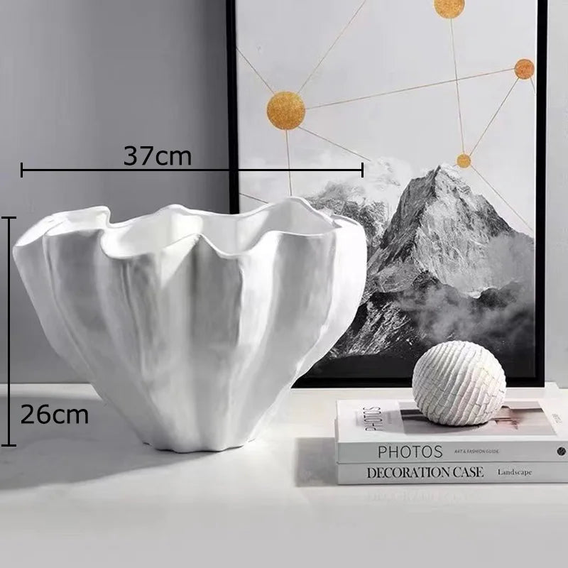 DecorBites™ Black Resin Bud Vase Modern Room Decor Flowers Arrangement Desk Vase