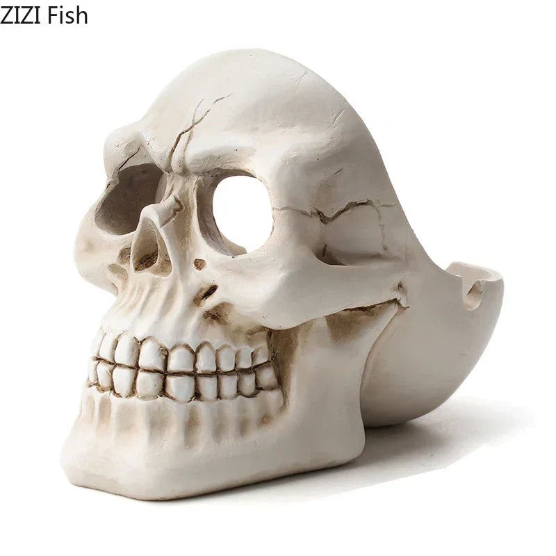 DecorBites™ Creative Skull Ashtray - Halloween Decor & Smoking Accessory, Portable & Windproof Resin Craft Gift