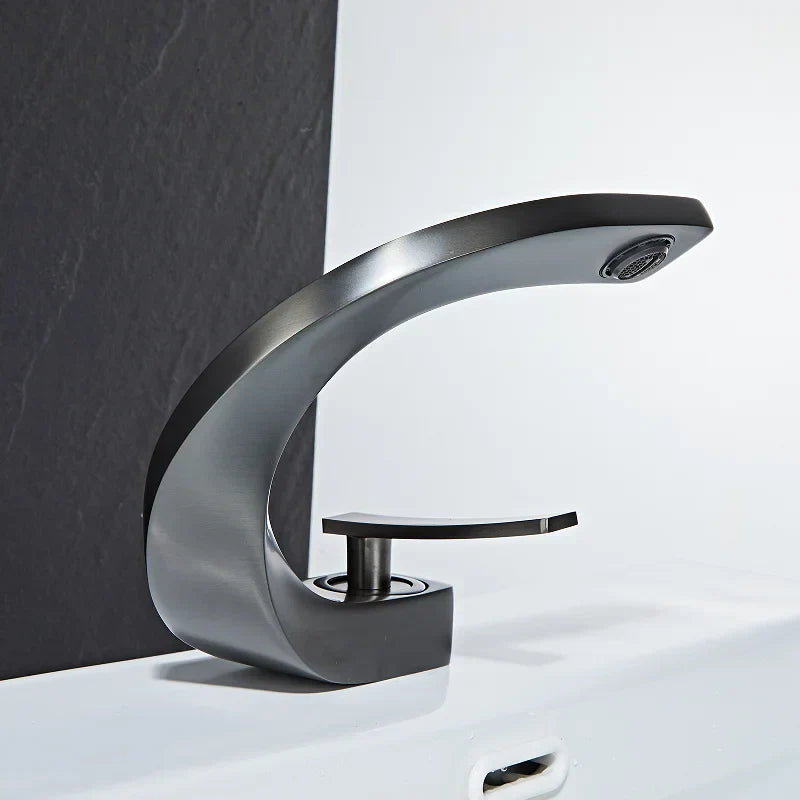 DecorBites™ Brass Bathroom Basin Faucet in Elegant Rose Gold Finish
