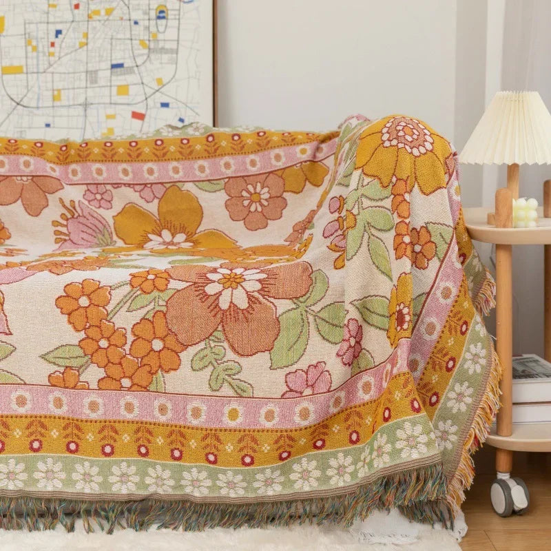 DecorBites™ Knitted Tapestry Sofa Blanket - Light Luxury Decorative Blanket for Living Room, Nap Bedspread, Picnic, Camping Mat