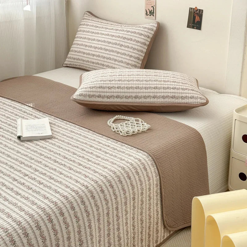 DecorBites™ Double-Sided Cotton Bed Cover Quilted Tatami Mat, Soft & Anti-Slip Mattress