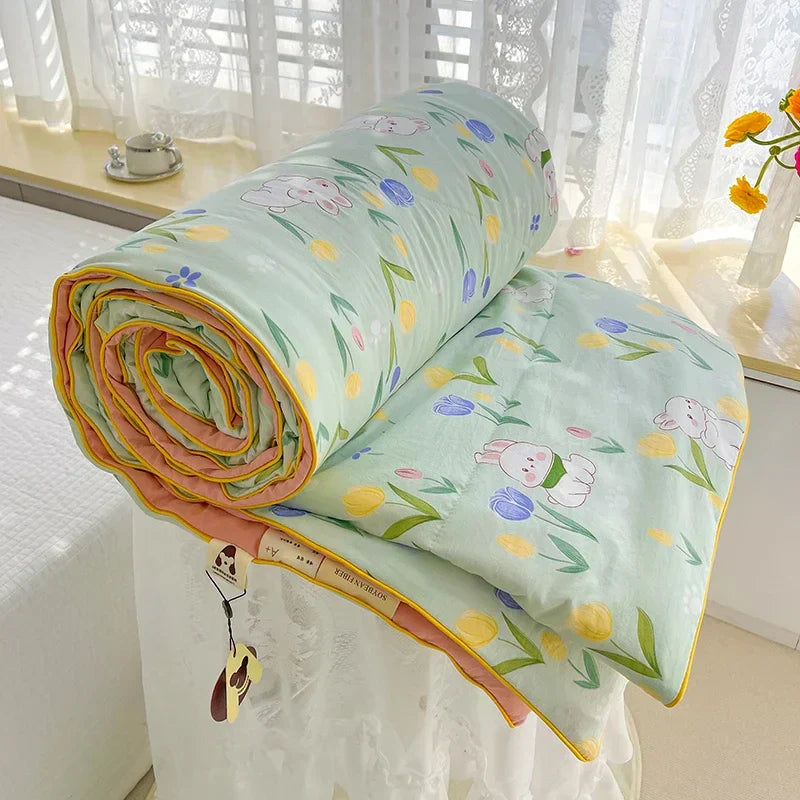 DecorBites™ Breathable Double Gauze Queen Quilt with Soya Fibre Filling