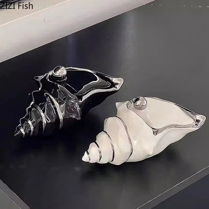 DecorBites™ Conch Ashtray: Silver Plated, Windproof Ceramic, Smoking Accessories, Home & Office ******************************************************************************/