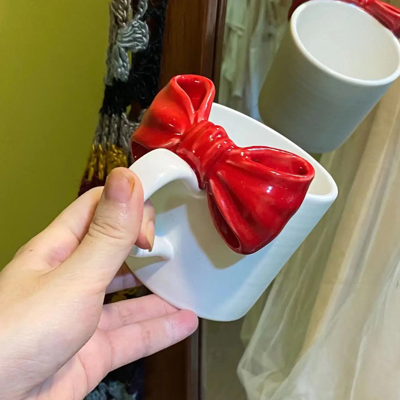 DecorBites™ Bow Knot Ceramic Coffee Mug, Handgrip Porcelain Cup, Children Birthday Present