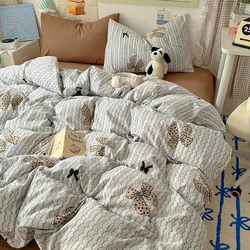DecorBites™ Cartoon Print Quilt Cover Set for King Queen Beds - All Seasons Comfort