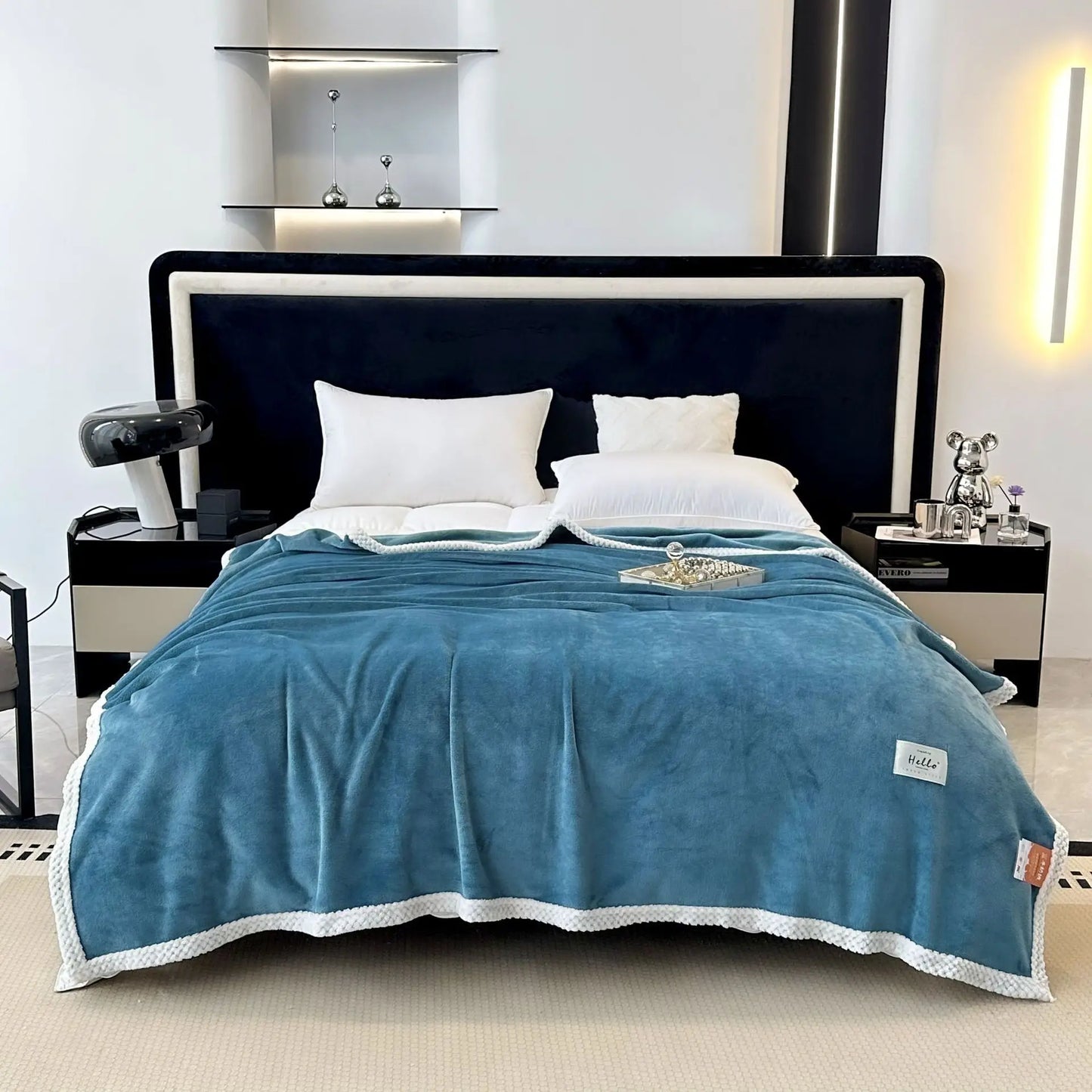 DecorBites™ Cozy Flannel Nap Blanket - Solid Color Warmth