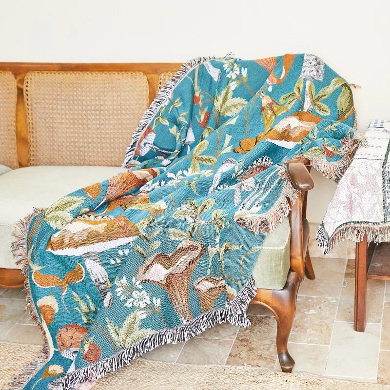 DecorBites™ Bohemian Classic Design Thread Blanket and Throw