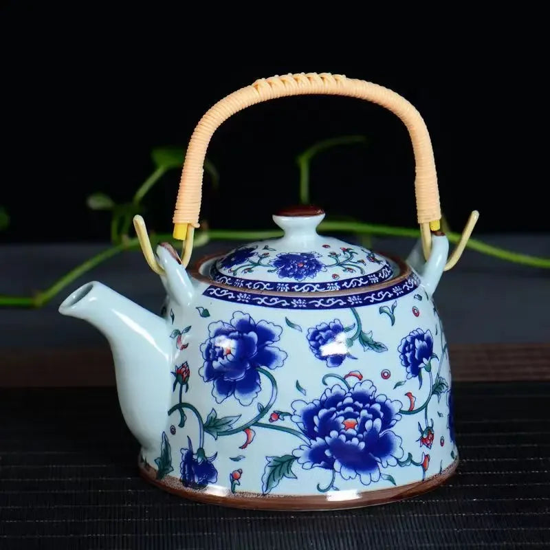 DecorBites™ Blue and White Porcelain Tea Pot Clay Yixing Coffee Teapot Gaiwan Samovar