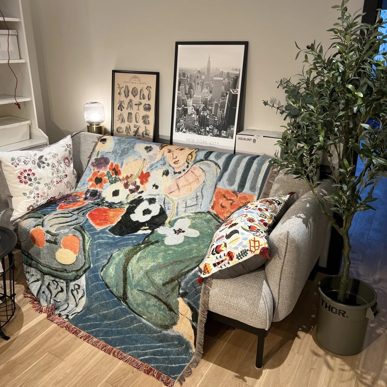 DecorBites™ Boho Chic Throw Blanket for Living Room and Outdoor Picnics