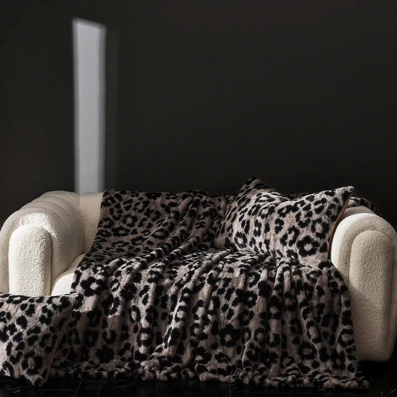 DecorBites™ Cosy Faux Rabbit Plush Blanket in Milk Velvet for Single Sofa Decoration & Napping