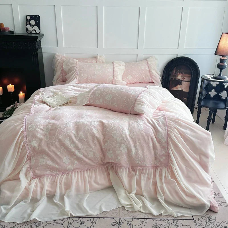 DecorBites™ Lace Ruffles Velvet Princess Bedding Set: Duvet, Sheet, Pillowcases