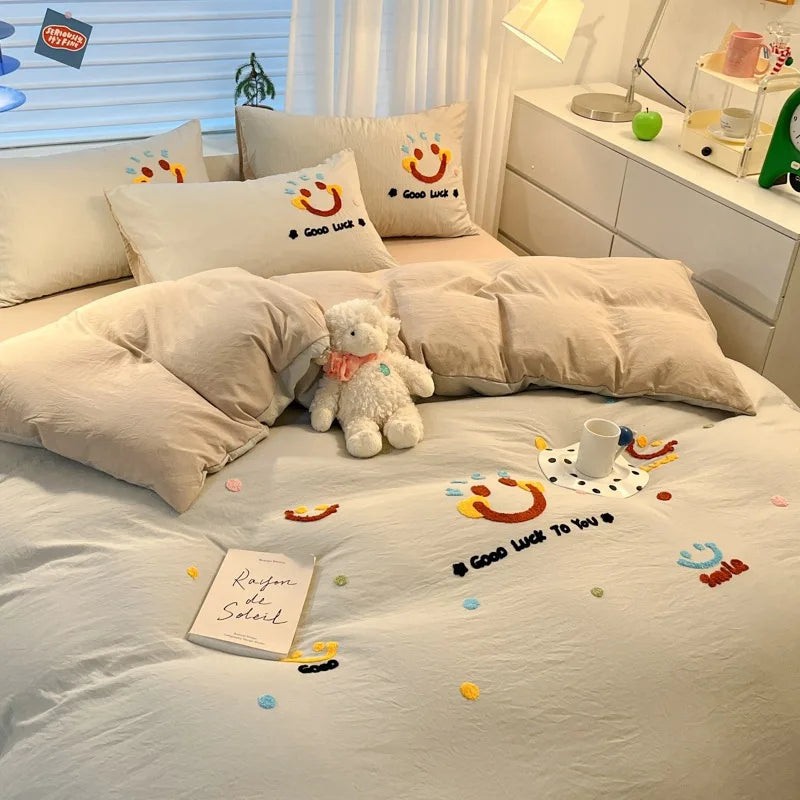 DecorBites™ Cartoon Embroidered Cotton Bedding Set for King/Queen Beds