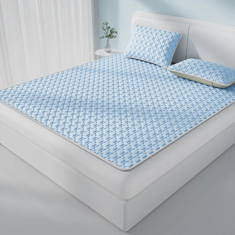 DecorBites™ Cooling Latex Pad | Anti-Slip Design | Multi-Layer Structure | Foldable Mattress