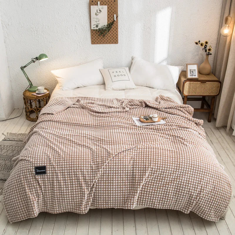 DecorBites™ Gray Plaid Coral Fleece Bed Blanket - Single/Queen/King Size Cozy Flannel Bedspread