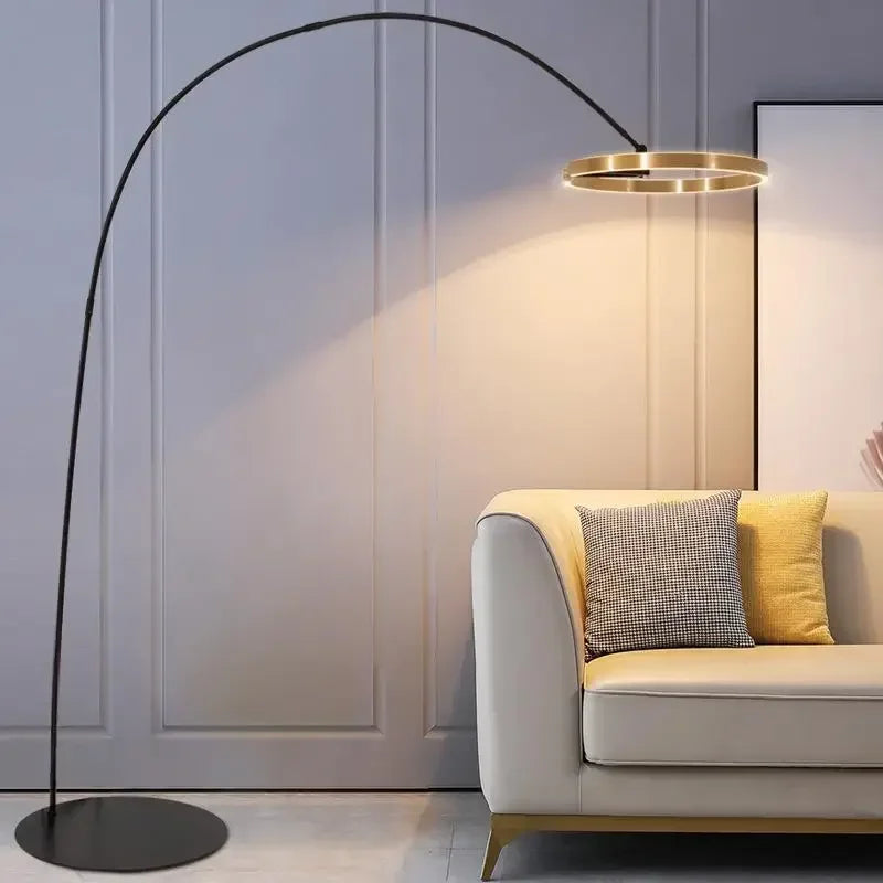 DecorBites™ Gouden Koperen Zwarte Dimbare LED Vloerlamp voor Woonkamer en Hotel