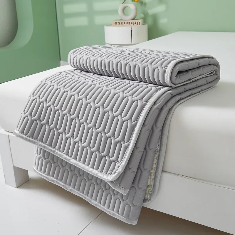 DecorBites™ Cooling Latex Summer Mat Set with Rayon Quilted Sheet & Pillowcase