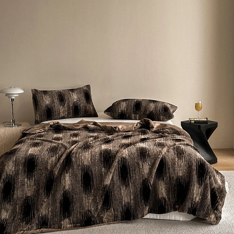DecorBites™ Cosy Faux Rabbit Plush Blanket in Milk Velvet for Single Sofa Decoration & Napping